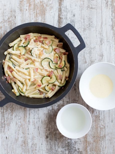 Pasta amb carbonara de carbassó