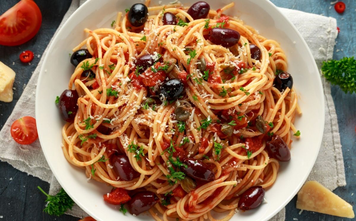 Espaguetis puttanesca