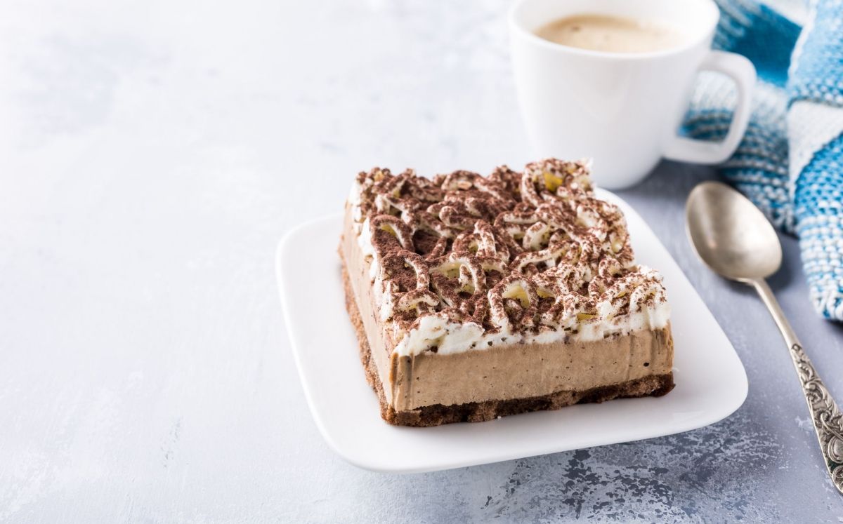 Pastís de pa, vi i 'mousse' de xocolata 